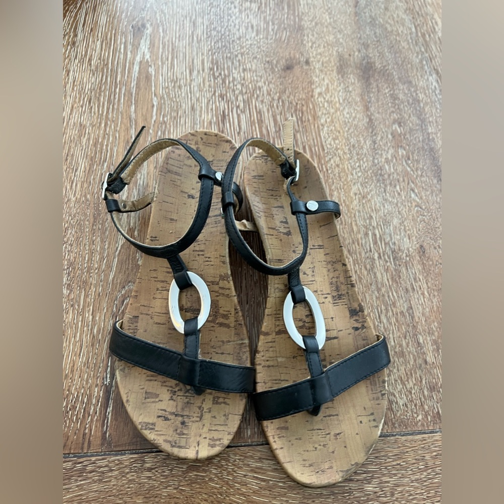 Vionic sandals